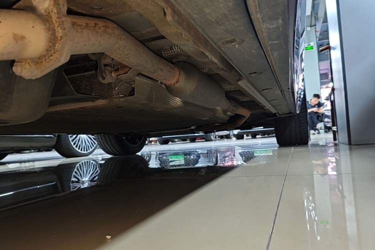 Used Li Auto L9 2022 Max model Right Side Sill