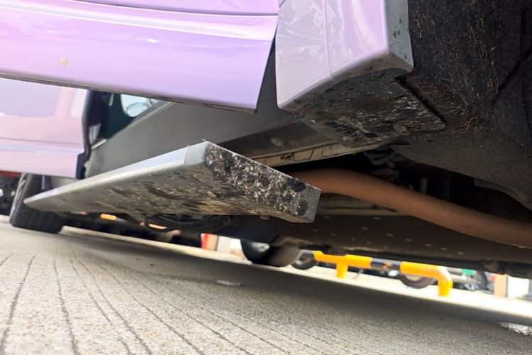 Used Li Auto L9 2022 Max model Right Side Sill