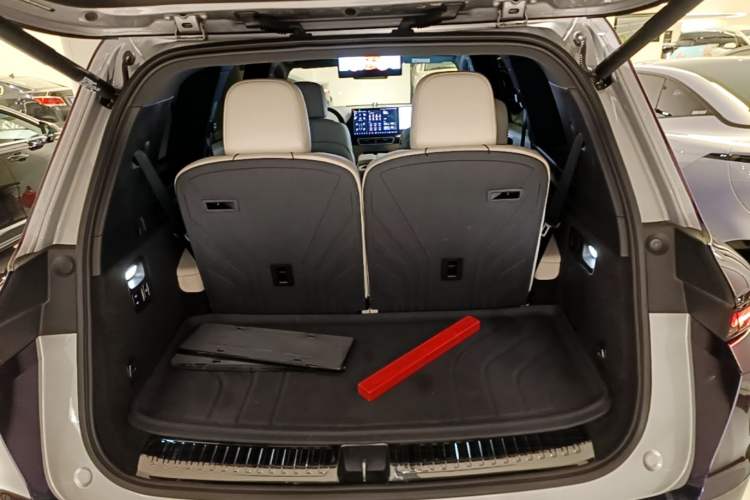 Used Li Auto L9 2022 Max model Trunk