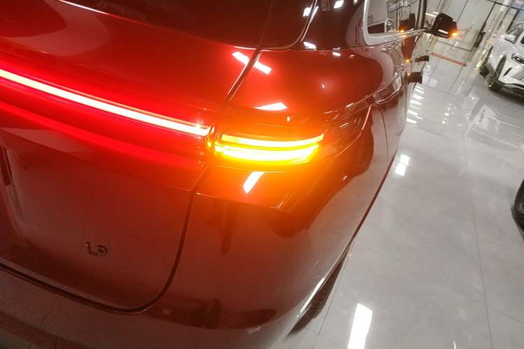 Used Li Auto L9 2022 Max model Exterior 6