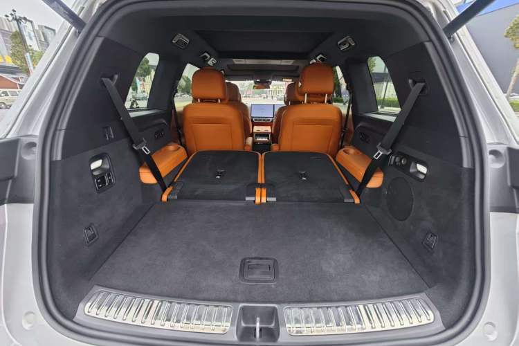 Used Li Auto L9 2022 Max model Interior 11