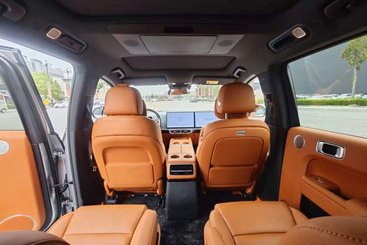 Used Li Auto L9 2022 Max model Interior 4