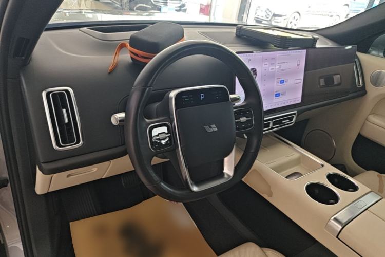 Used Li Auto L9 2022 Max model Center Console