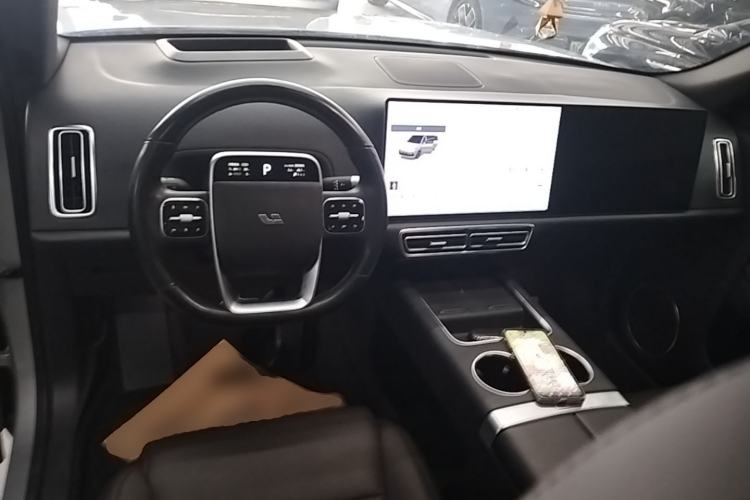 Used Li Auto L9 2022 Max model Center Console