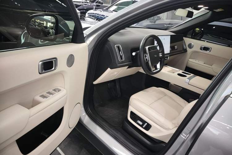 Used Li Auto L9 2022 Max model Driver Seat