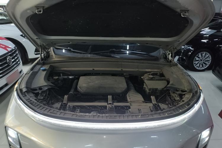 Used Li Auto L9 2022 Max model Engine Bay