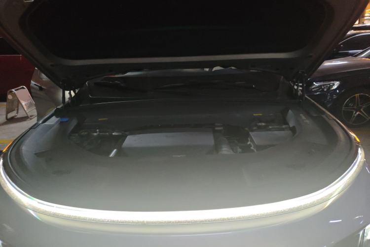 Used Li Auto L9 2022 Max model Engine Bay