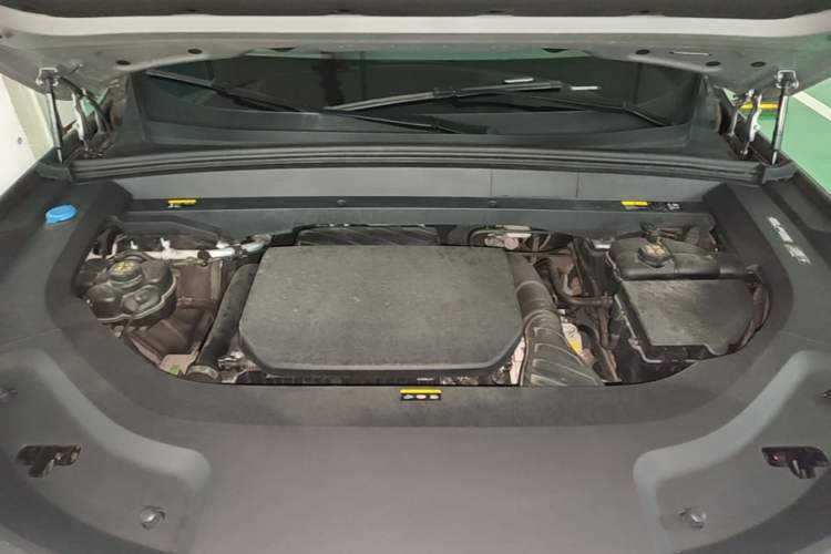 Used Li Auto L9 2022 Max model Engine Bay
