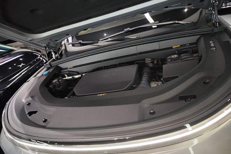 Used Li Auto L9 2022 Max model Engine Bay