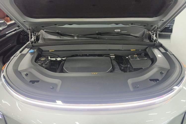 Used Li Auto L9 2022 Max model Engine Bay