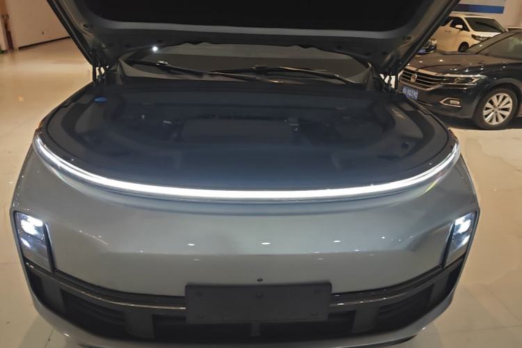 Used Li Auto L9 2022 Max model Engine Bay