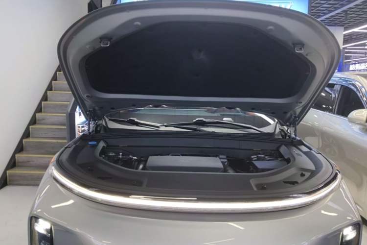 Used Li Auto L9 2022 Max model Engine Bay