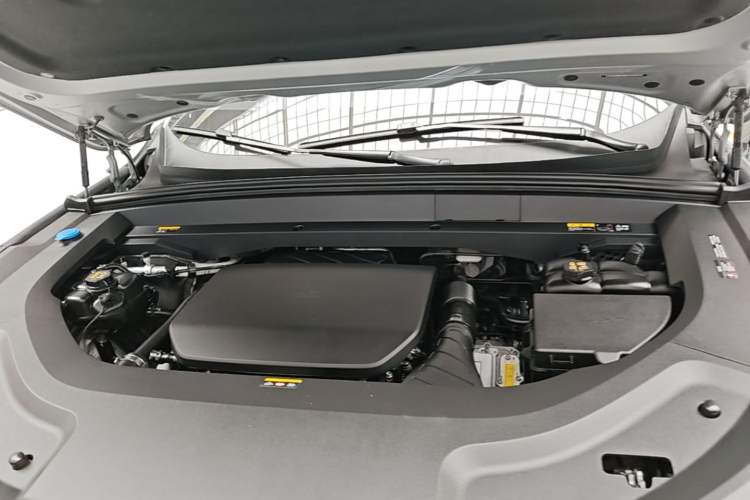 Used Li Auto L9 2022 Max model Engine Bay