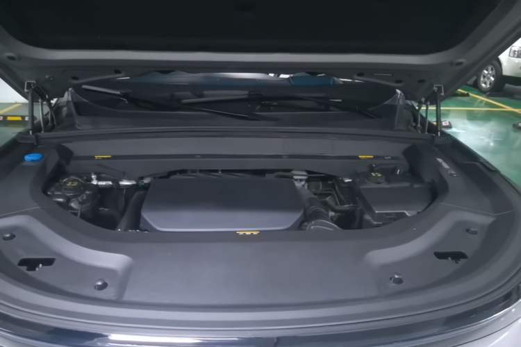 Used Li Auto L9 2022 Max model Engine Bay