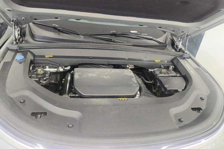 Used Li Auto L9 2022 Max model Engine Bay