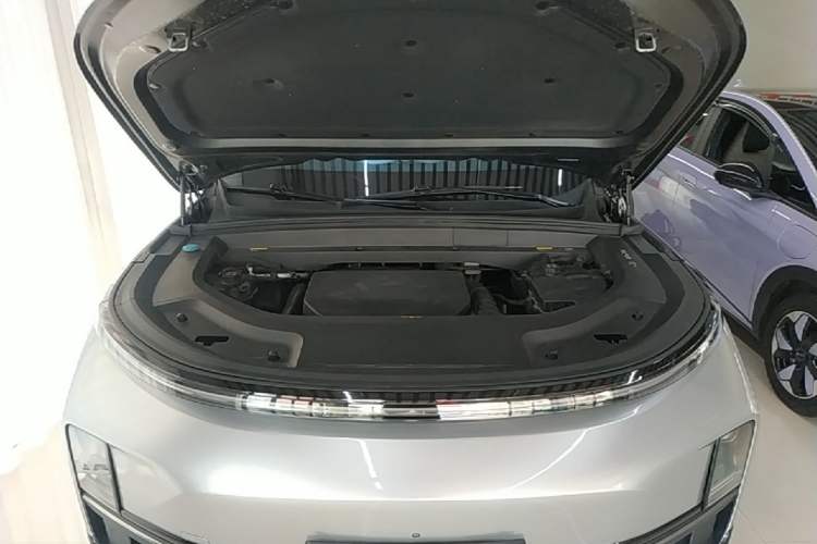 Used Li Auto L9 2022 Max model Engine Bay