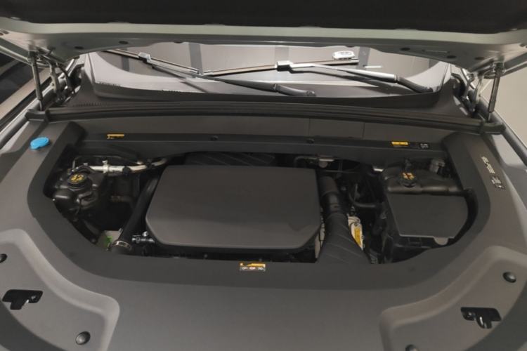 Used Li Auto L9 2022 Max model Engine Bay