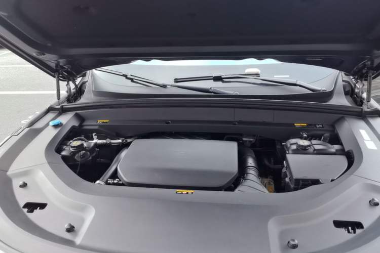 Used Li Auto L9 2022 Max model Engine Bay