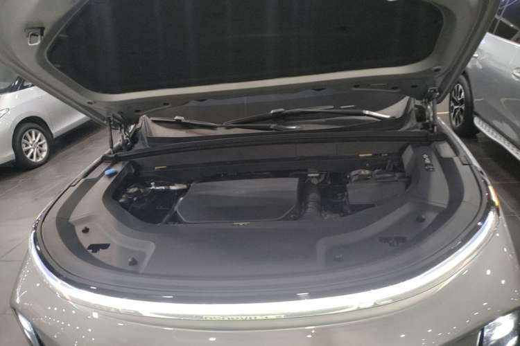 Used Li Auto L9 2022 Max model Engine Bay