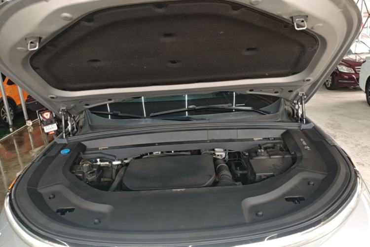 Used Li Auto L9 2022 Max model Engine Bay