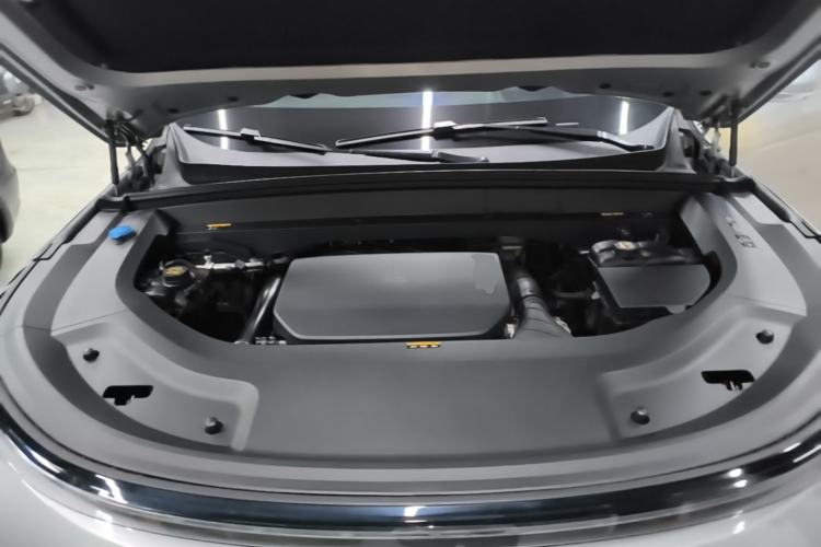 Used Li Auto L9 2022 Max model Engine Bay