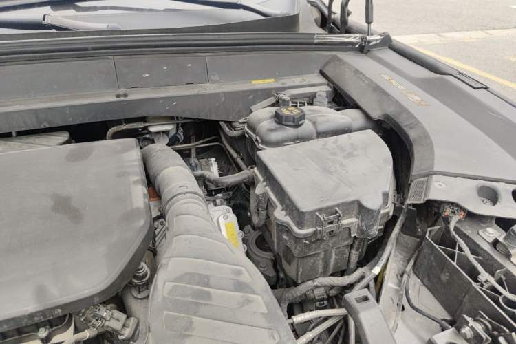 Used Li Auto L9 2022 Max model Engine Bay Left