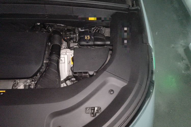 Used Li Auto L9 2022 Max model Engine Bay Left
