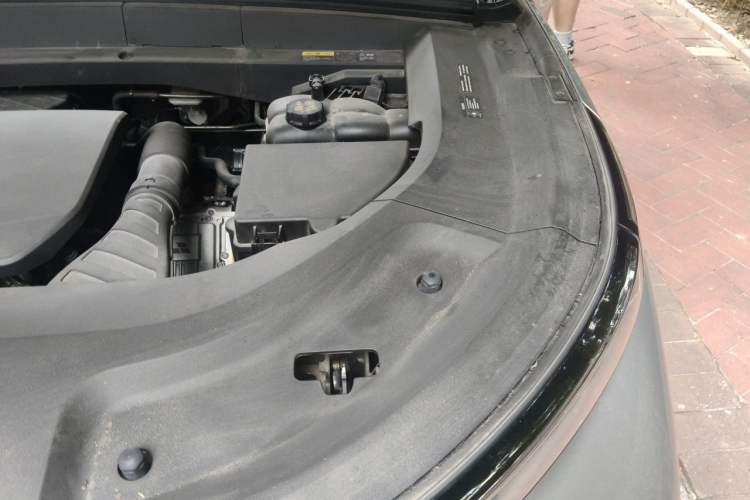 Used Li Auto L9 2022 Max model Engine Bay Left