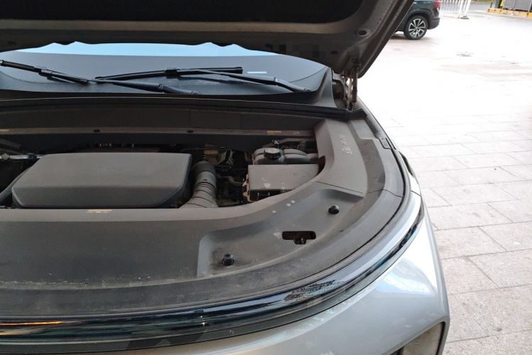 Used Li Auto L9 2022 Max model Engine Bay Left