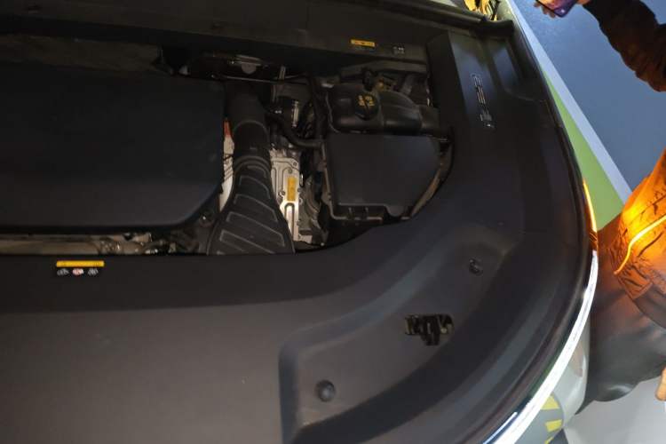 Used Li Auto L9 2022 Max model Engine Bay Left