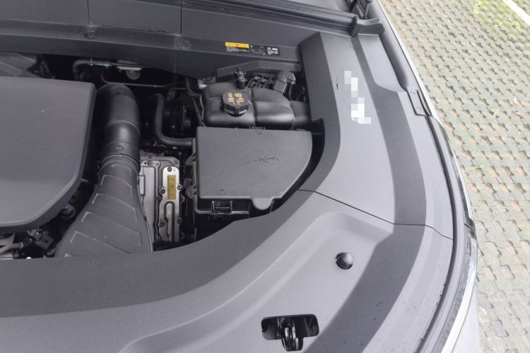 Used Li Auto L9 2022 Max model Engine Bay Left