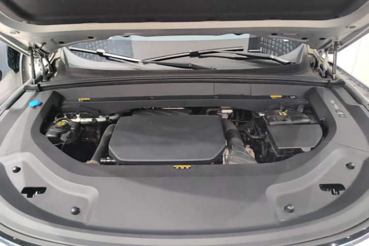 Used Li Auto L9 2022 Max model Engine Bay