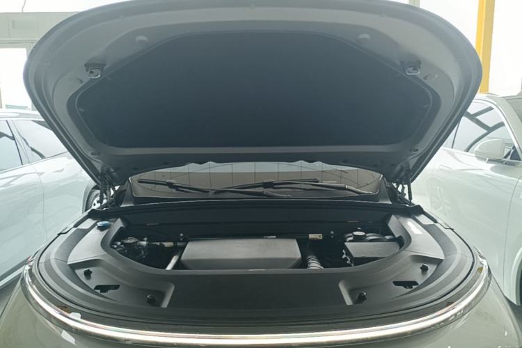 Used Li Auto L9 2022 Max model Engine Bay
