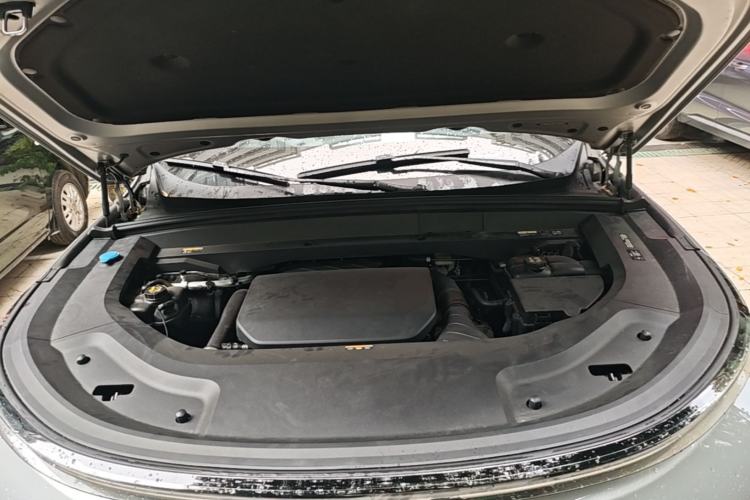 Used Li Auto L9 2022 Max model Engine Bay