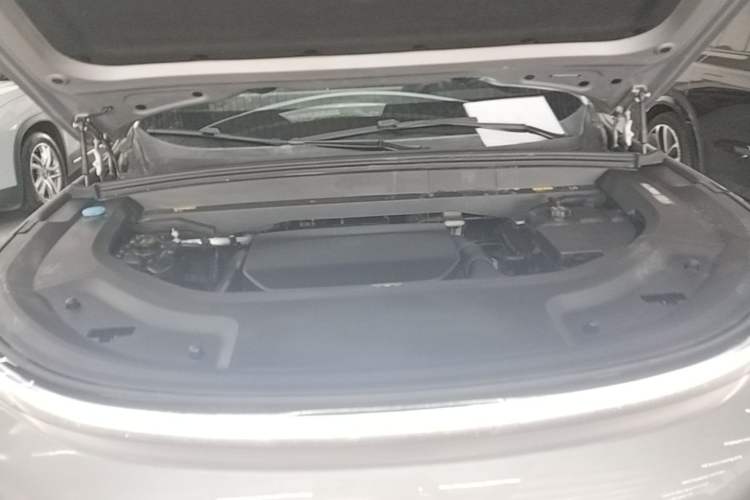Used Li Auto L9 2022 Max model Engine Bay