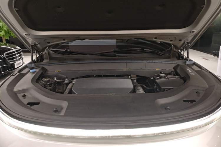 Used Li Auto L9 2022 Max model Engine Bay