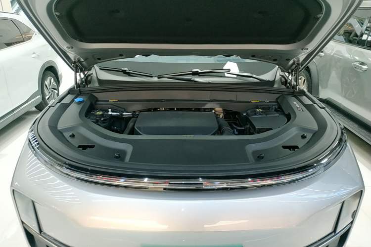 Used Li Auto L9 2022 Max model Engine Bay