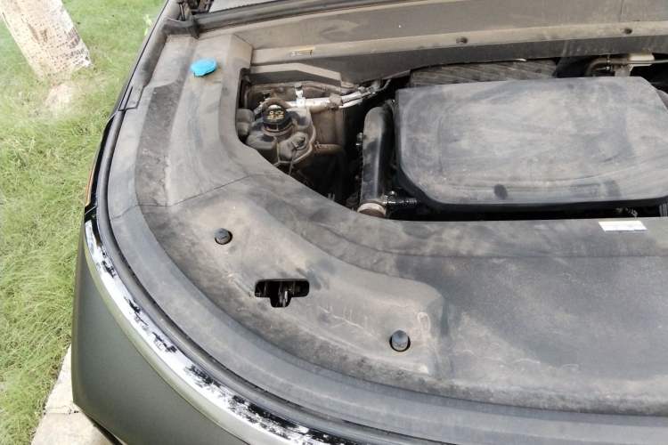 Used Li Auto L9 2022 Max model Engine Bay Right