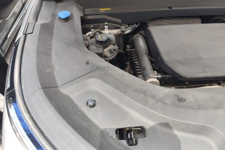 Used Li Auto L9 2022 Max model Engine Bay Right