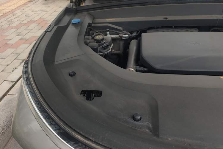 Used Li Auto L9 2022 Max model Engine Bay Right