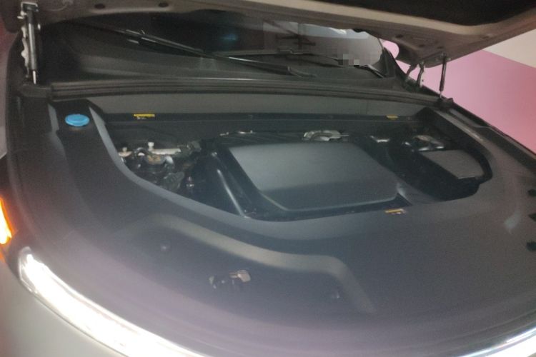 Used Li Auto L9 2022 Max model Engine Bay Right