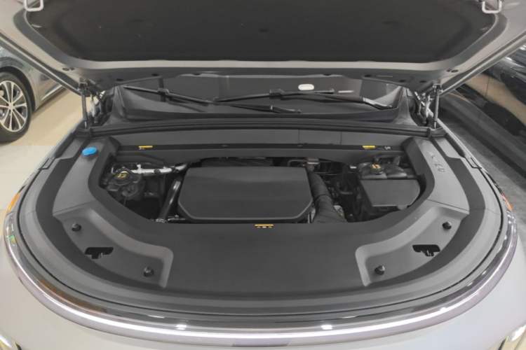 Used Li Auto L9 2022 Max model Engine Bay