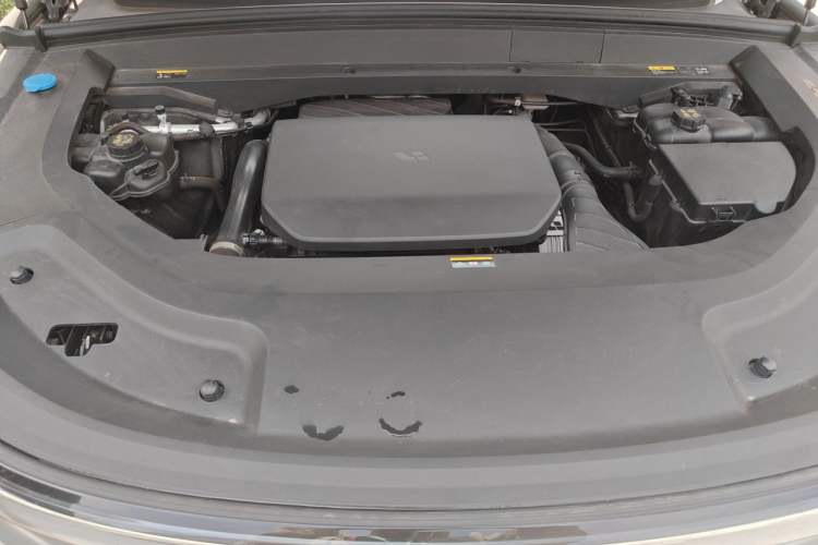 Used Li Auto L9 2022 Max model Engine Bay