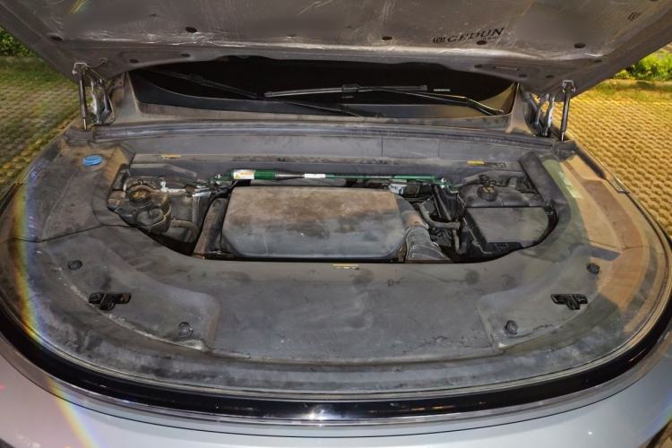 Used Li Auto L9 2022 Max model Engine Bay