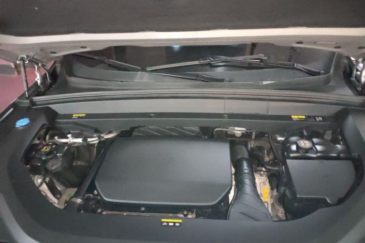 Used Li Auto L9 2022 Max model Engine Bay