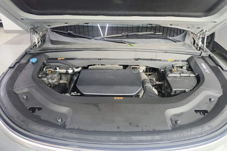 Used Li Auto L9 2022 Max model Engine Bay