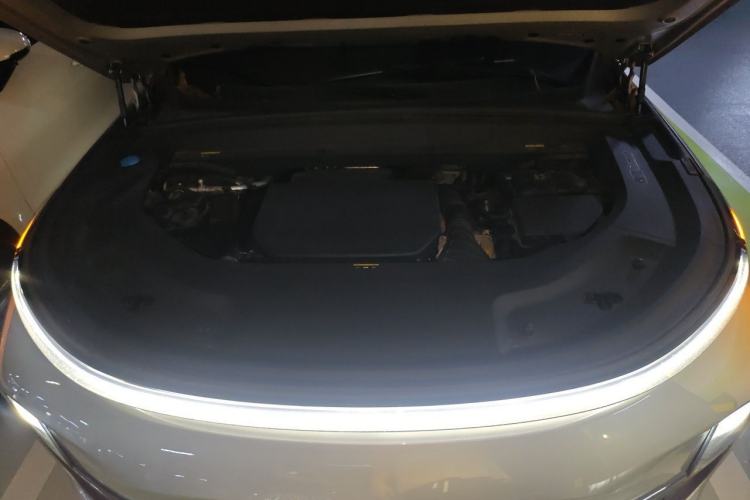 Used Li Auto L9 2022 Max model Engine Bay