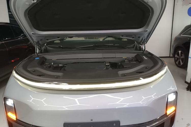 Used Li Auto L9 2022 Max model Engine Bay
