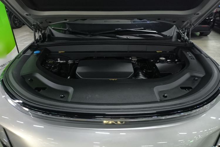 Used Li Auto L9 2022 Max model Engine Bay