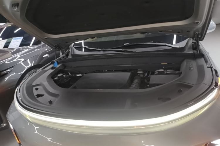Used Li Auto L9 2022 Max model Engine Bay